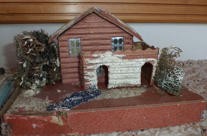 Little fenced dolly cabin.jpg