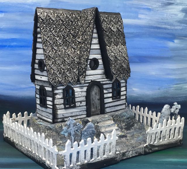 L side view of Dresden tile roof house.jpg