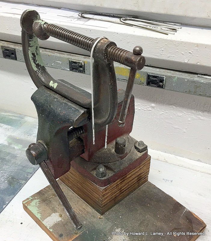 bobby pin fence bending jig (2).JPG