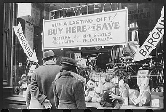 Christmas shoppers 1940 Providence, RI