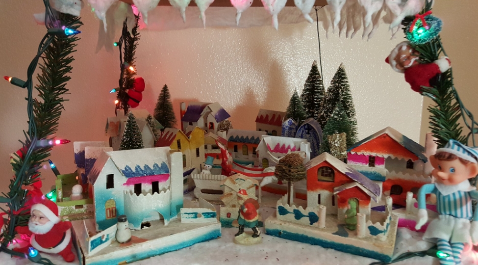 1st putz tree 3rd floor.jpg