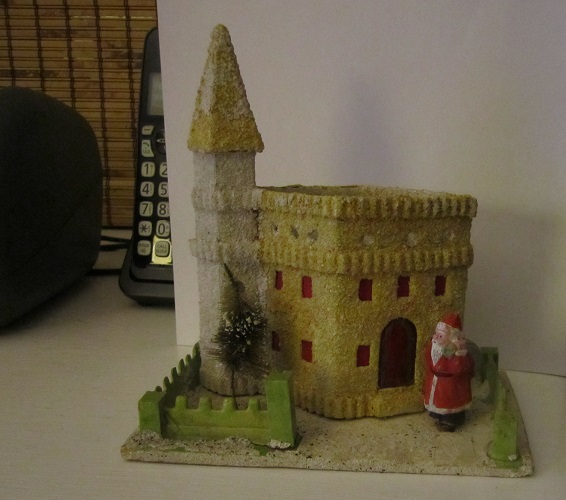 Candy Container 1.jpg