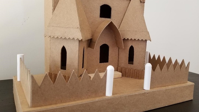 Castel side view.jpg