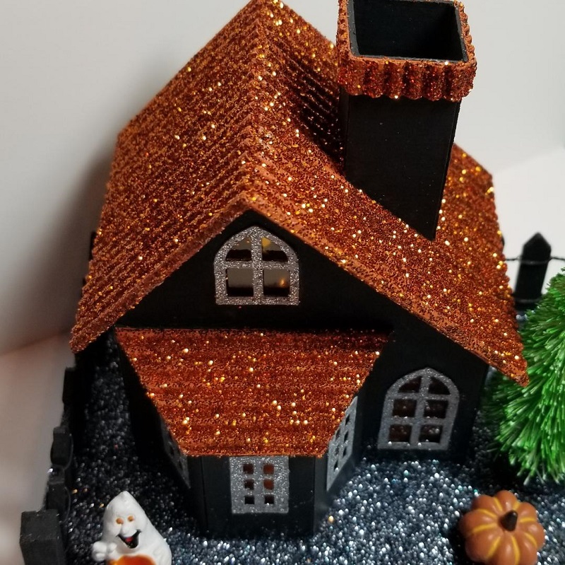 halloween house top.jpg