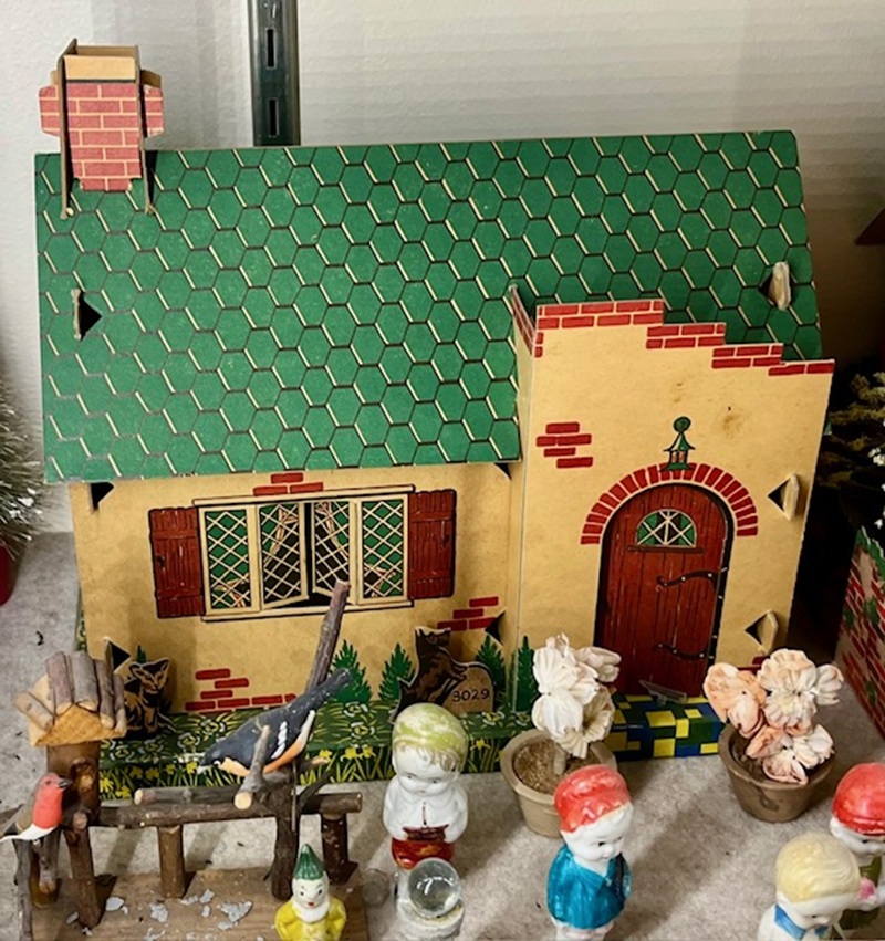 3 toy train museum house inspiration.jpg